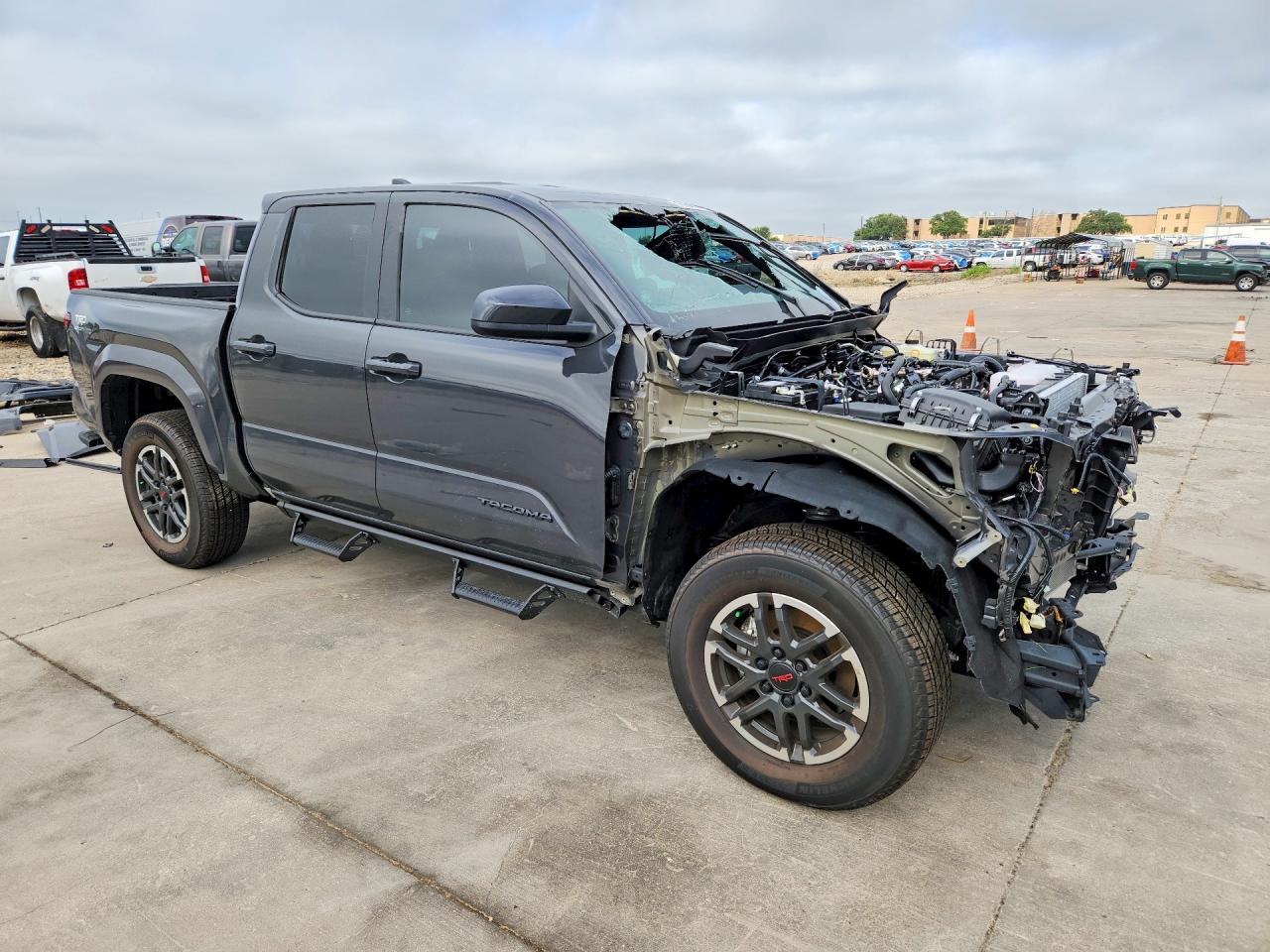 2026 TOYOTA TACOMA TRD SPORT — снимка 4