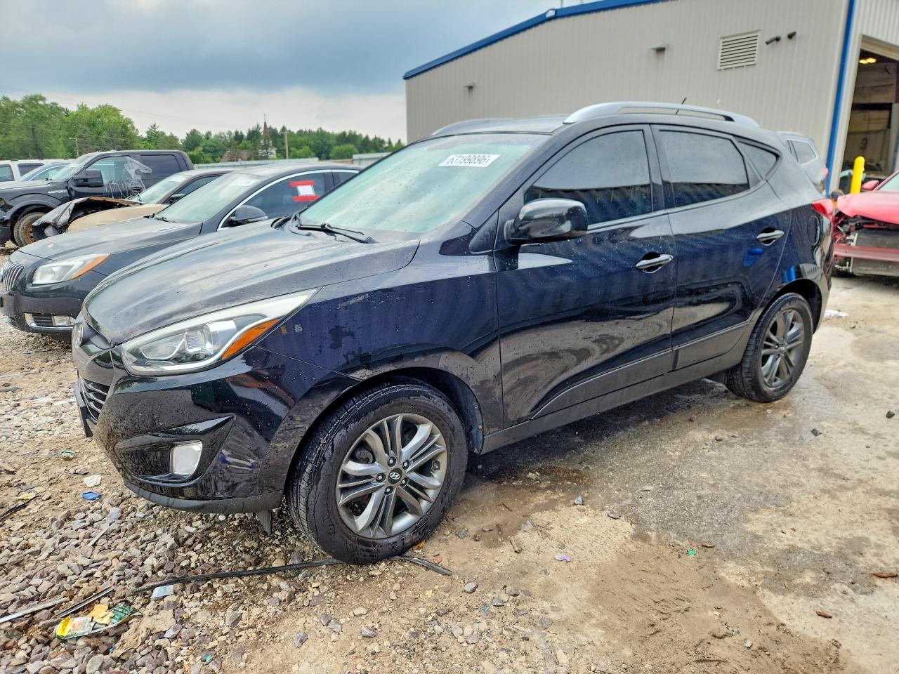2015 HYUNDAI TUCSON SE