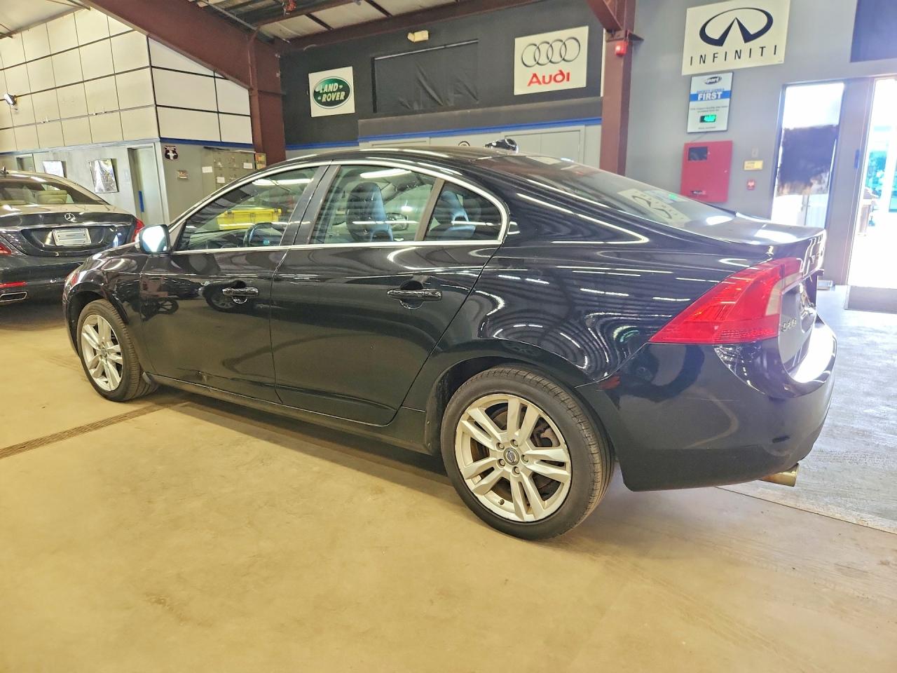 2013 VOLVO S60 T5 — снимка 2