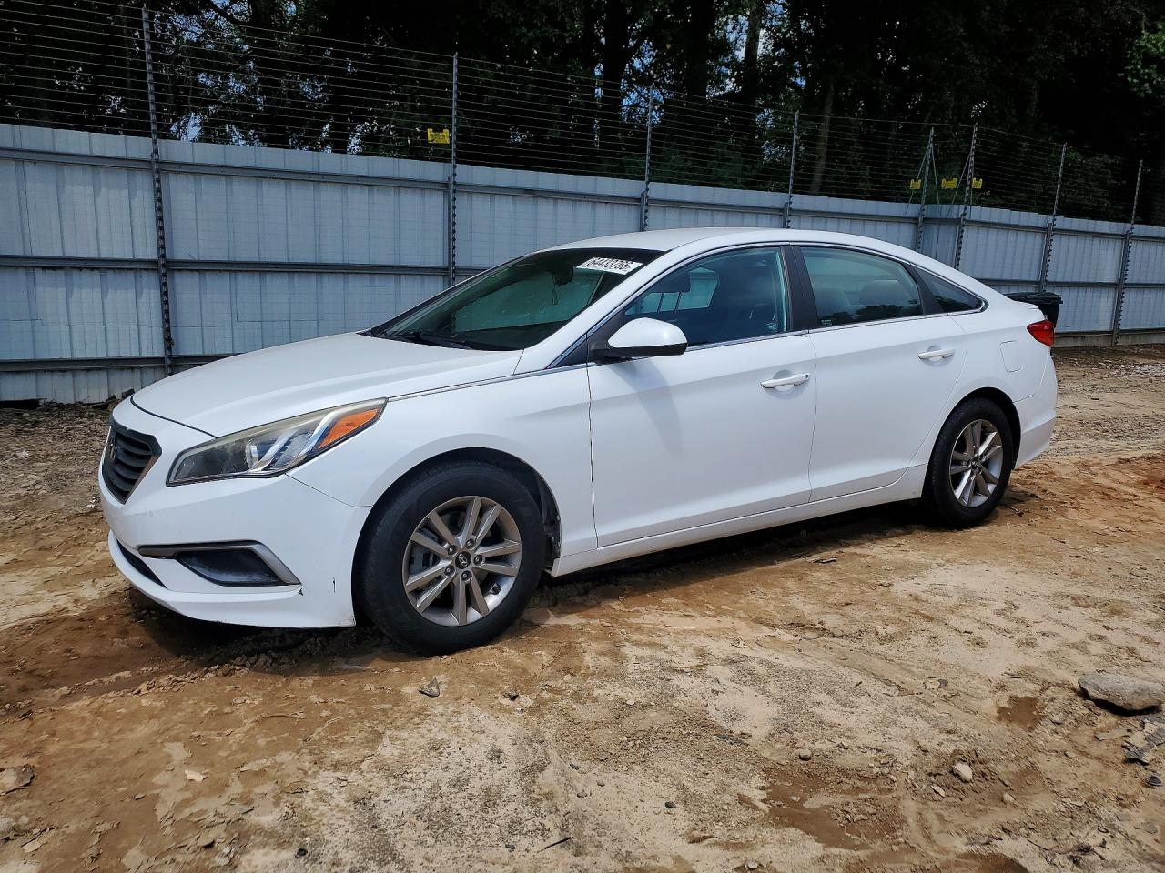 2024 HYUNDAI SONATA SE