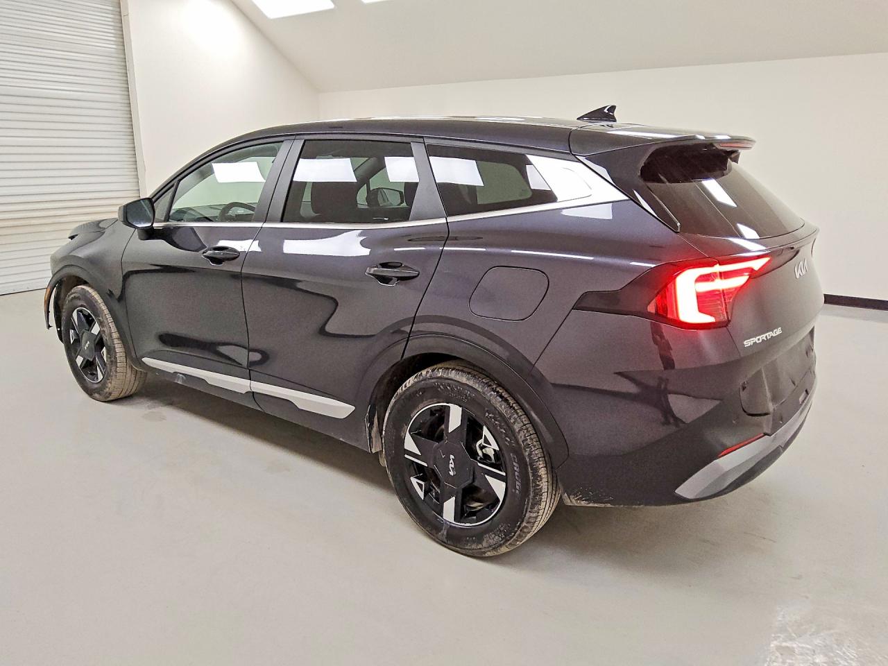 2026 KIA SPORTAGE LX — снимка 2