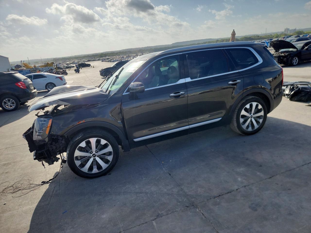 2022 KIA TELLURIDE S
