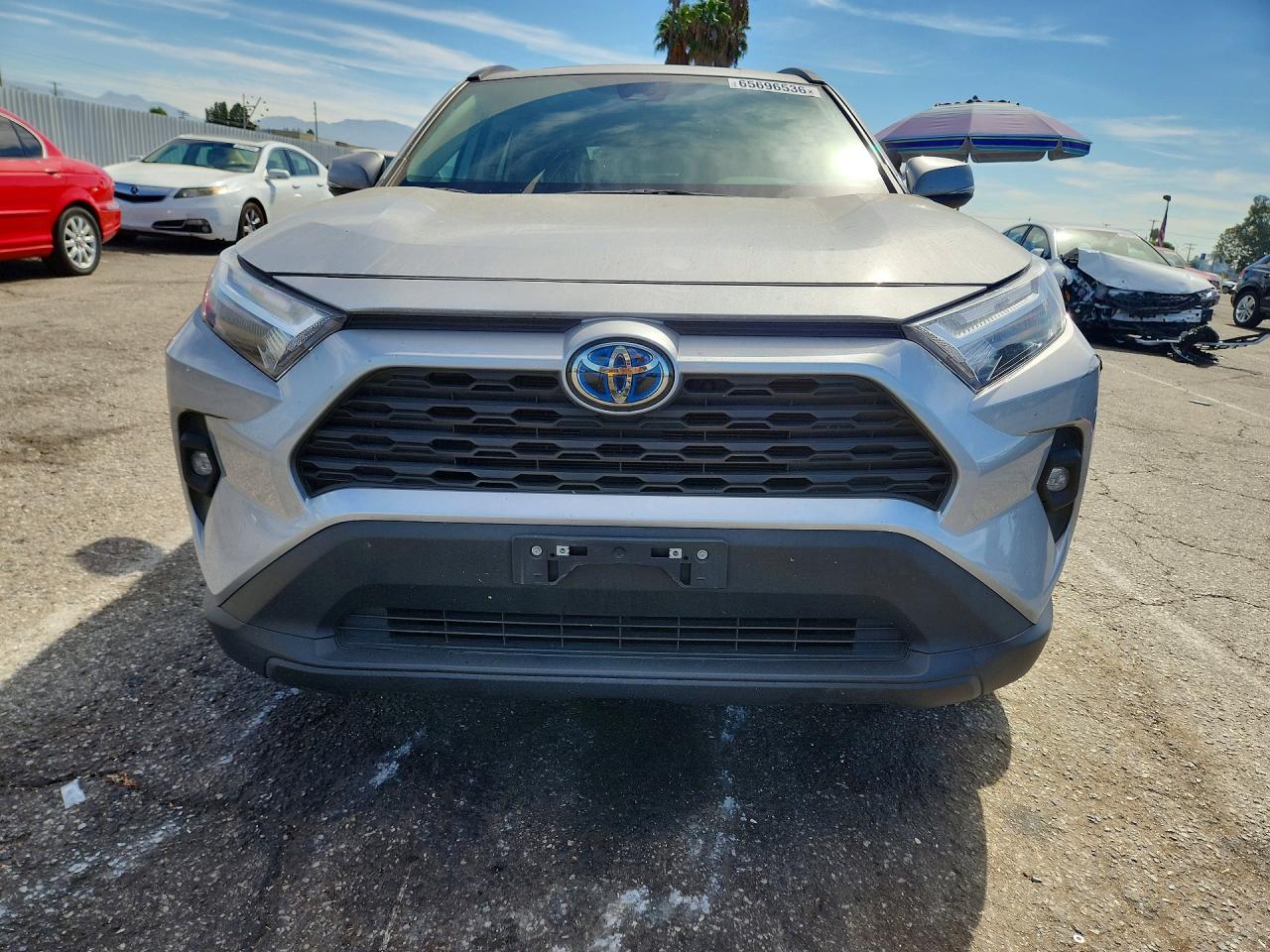 2024 TOYOTA RAV4 XLE PREMIUM — снимка 5