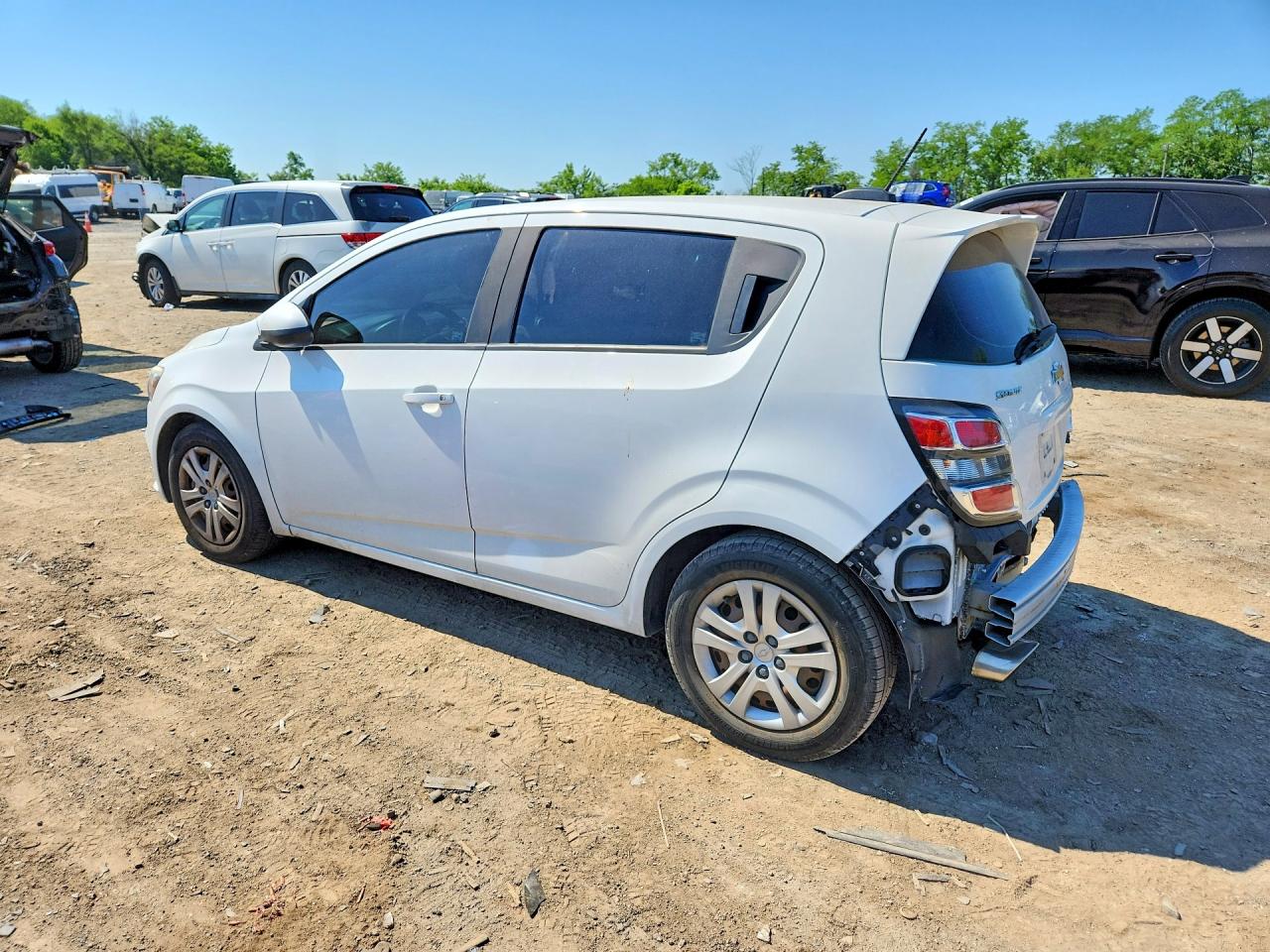 2017 CHEVROLET SONIC — снимка 2