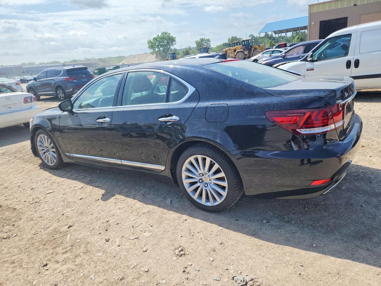 2014 LEXUS LS 460 — снимка 2