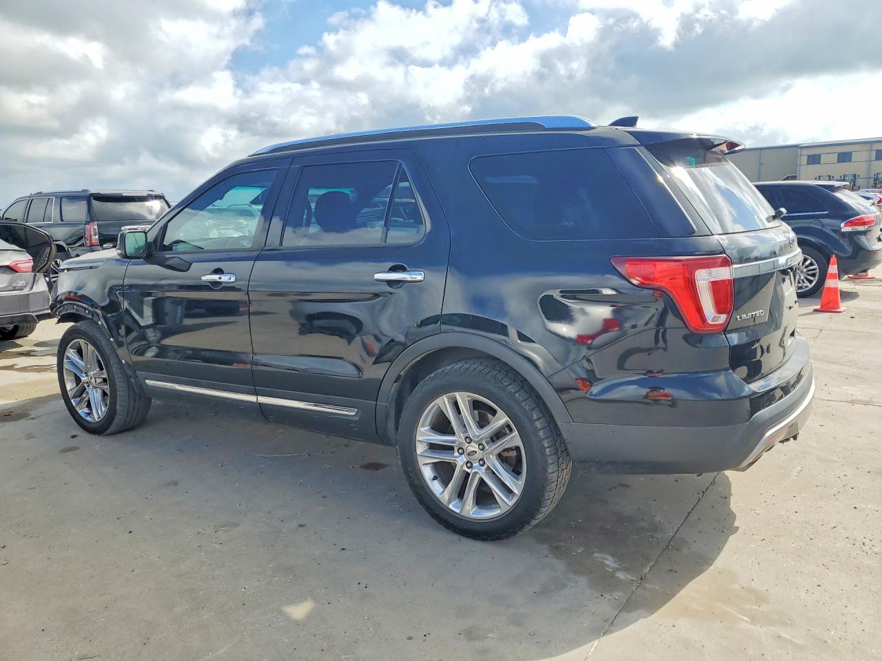 2016 FORD EXPLORER LIMITED — снимка 2