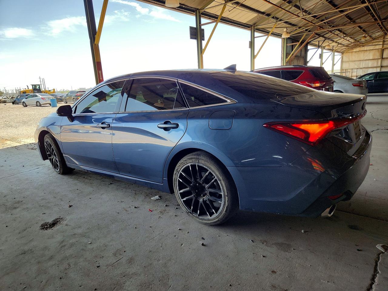 2022 TOYOTA AVALON XLE — снимка 2