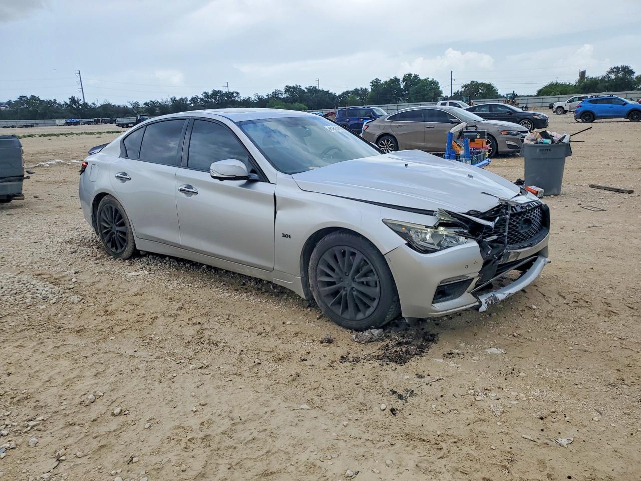 2018 INFINITI Q50 3.0T LUXE — снимка 4