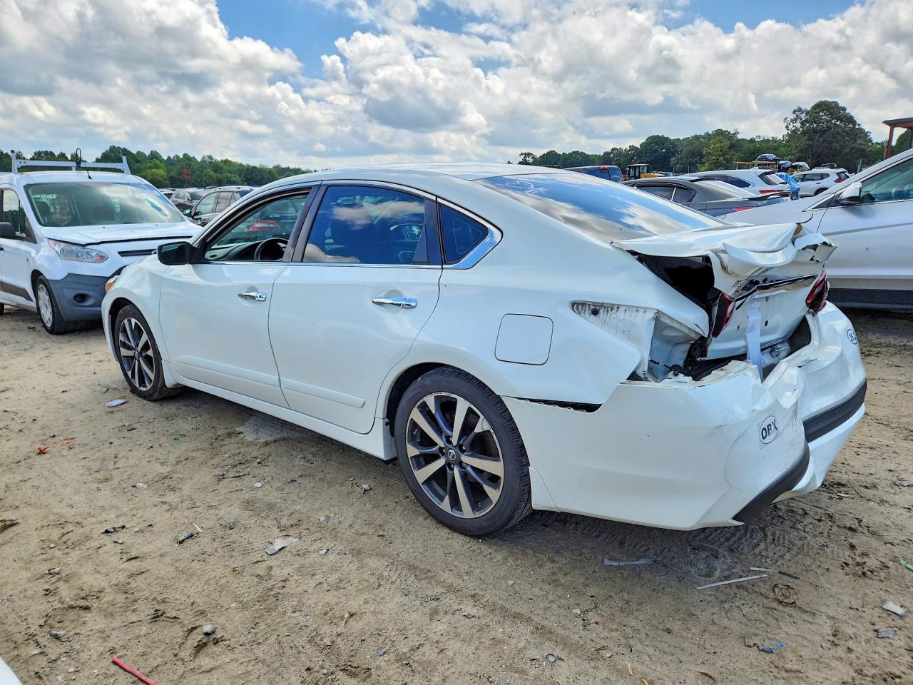 2017 NISSAN ALTIMA 2.5 SR — снимка 2