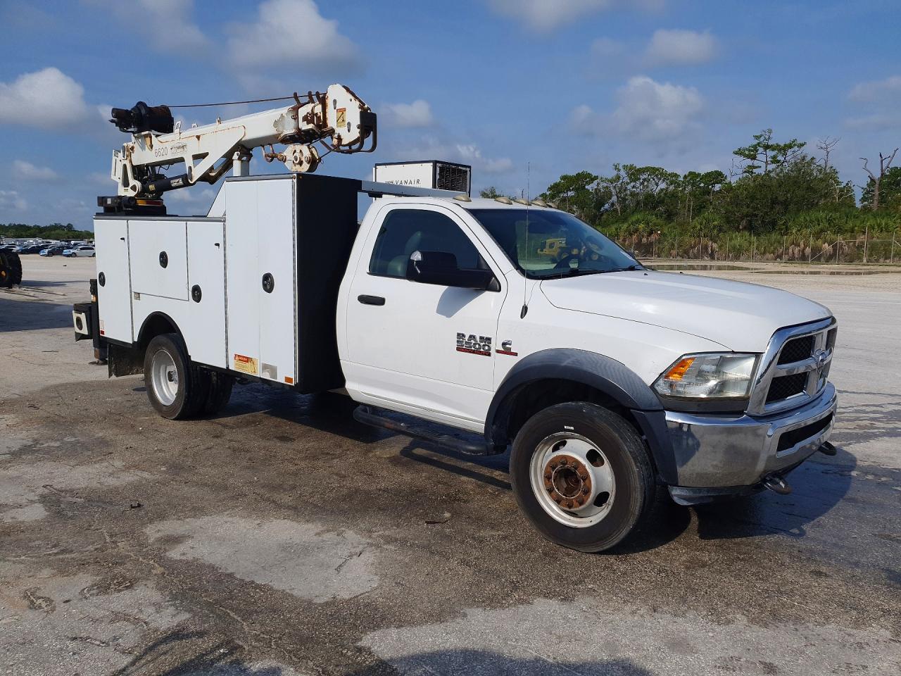 2015 RAM 5500 — снимка 4