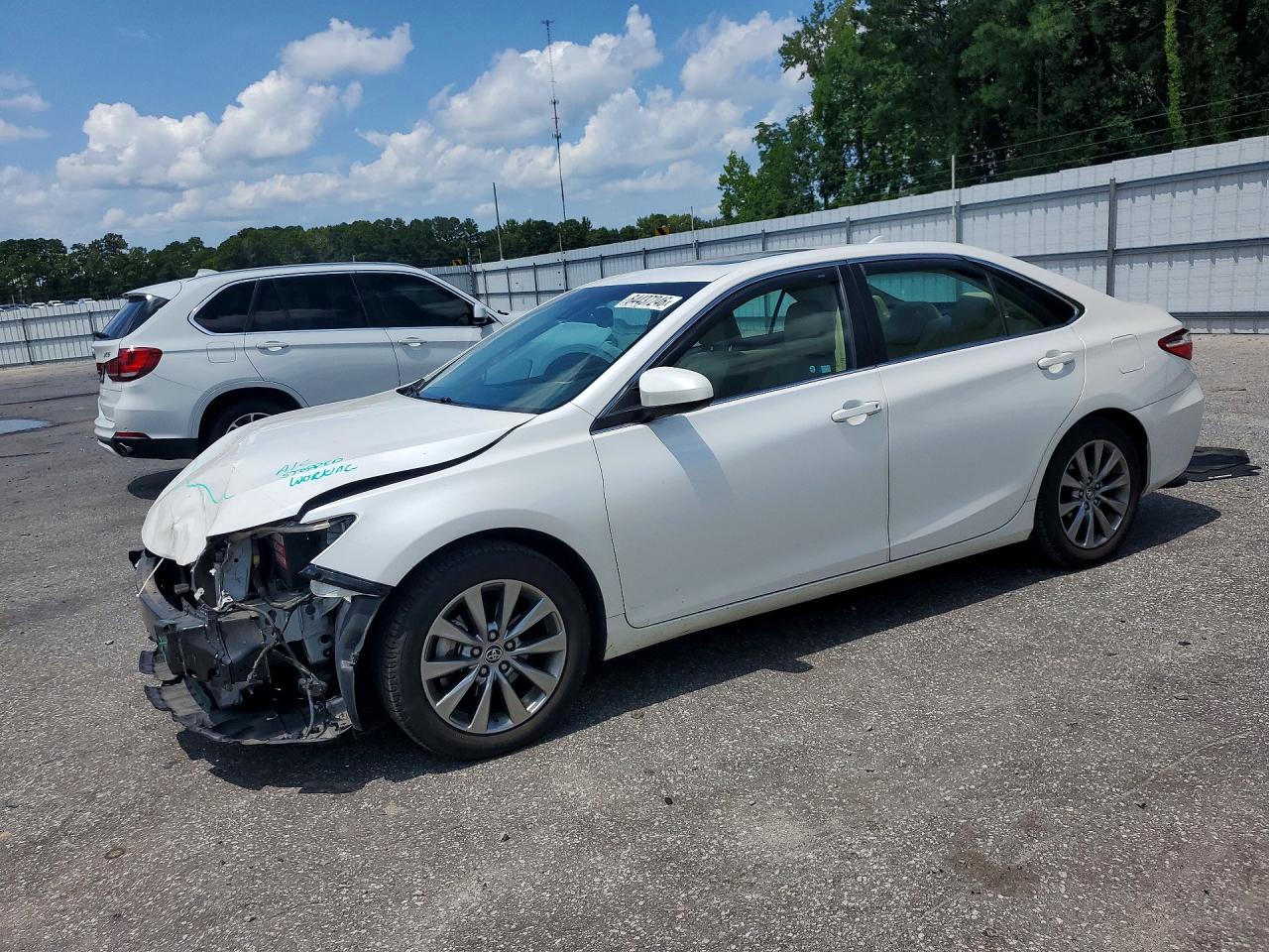 2015 TOYOTA CAMRY XLE V6