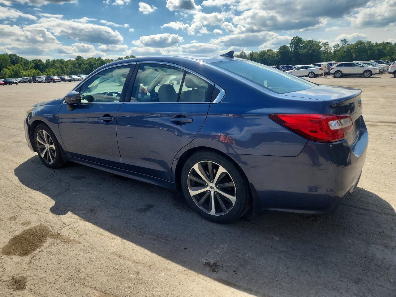 2017 SUBARU LEGACY 2.5I LIMITED — снимка 2