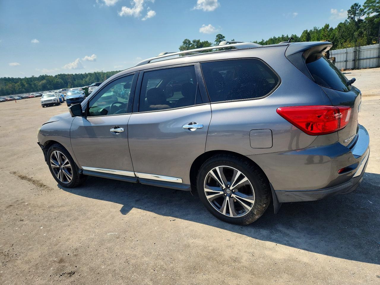2017 NISSAN PATHFINDER PLATINUM — снимка 2
