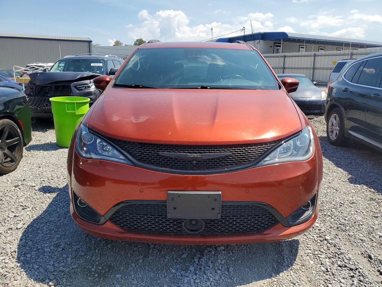 2018 CHRYSLER PACIFICA LIMITED — снимка 5