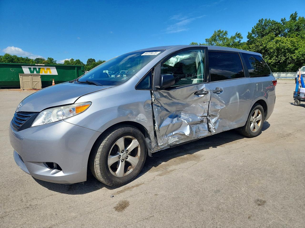 2017 TOYOTA SIENNA L 7-PASSENGER