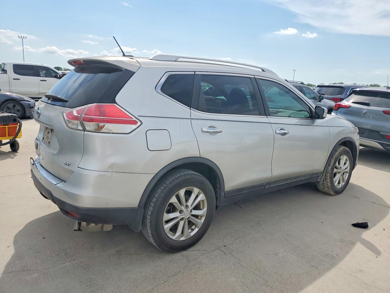 2015 NISSAN ROGUE SV — снимка 3