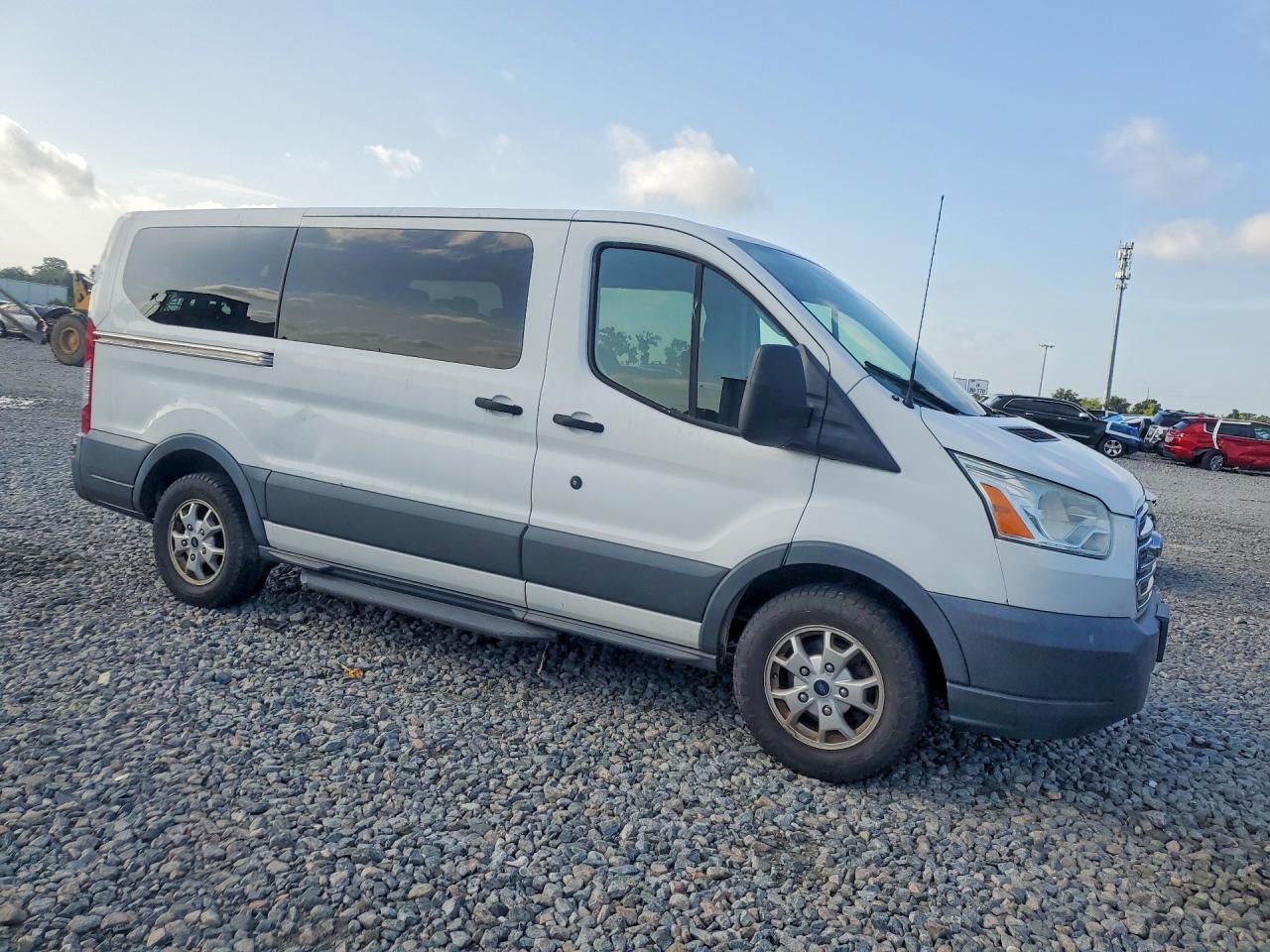 2015 FORD TRANSIT T-150 — снимка 4