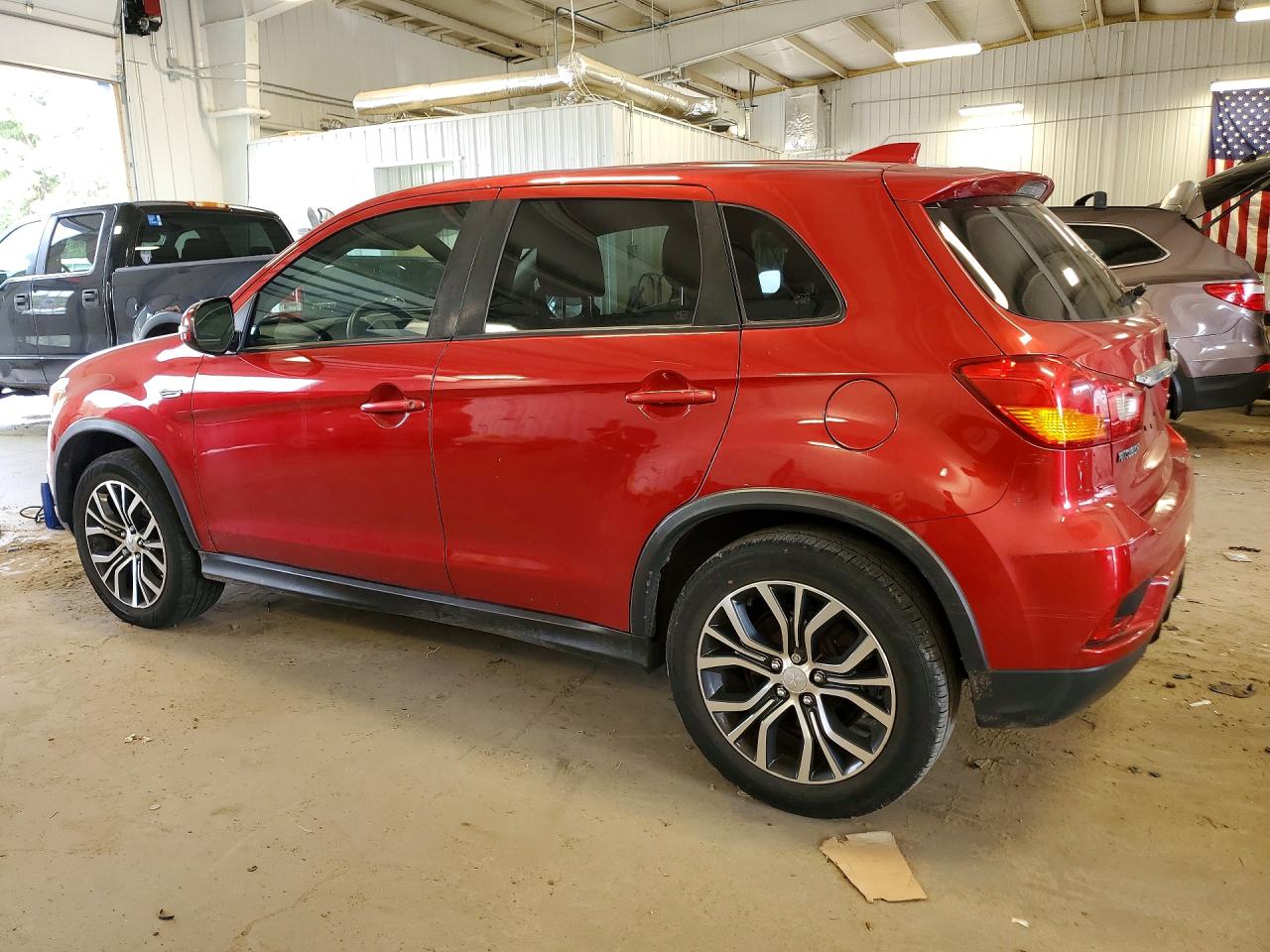 2018 MITSUBISHI OUTLANDER SPORT ES — снимка 2