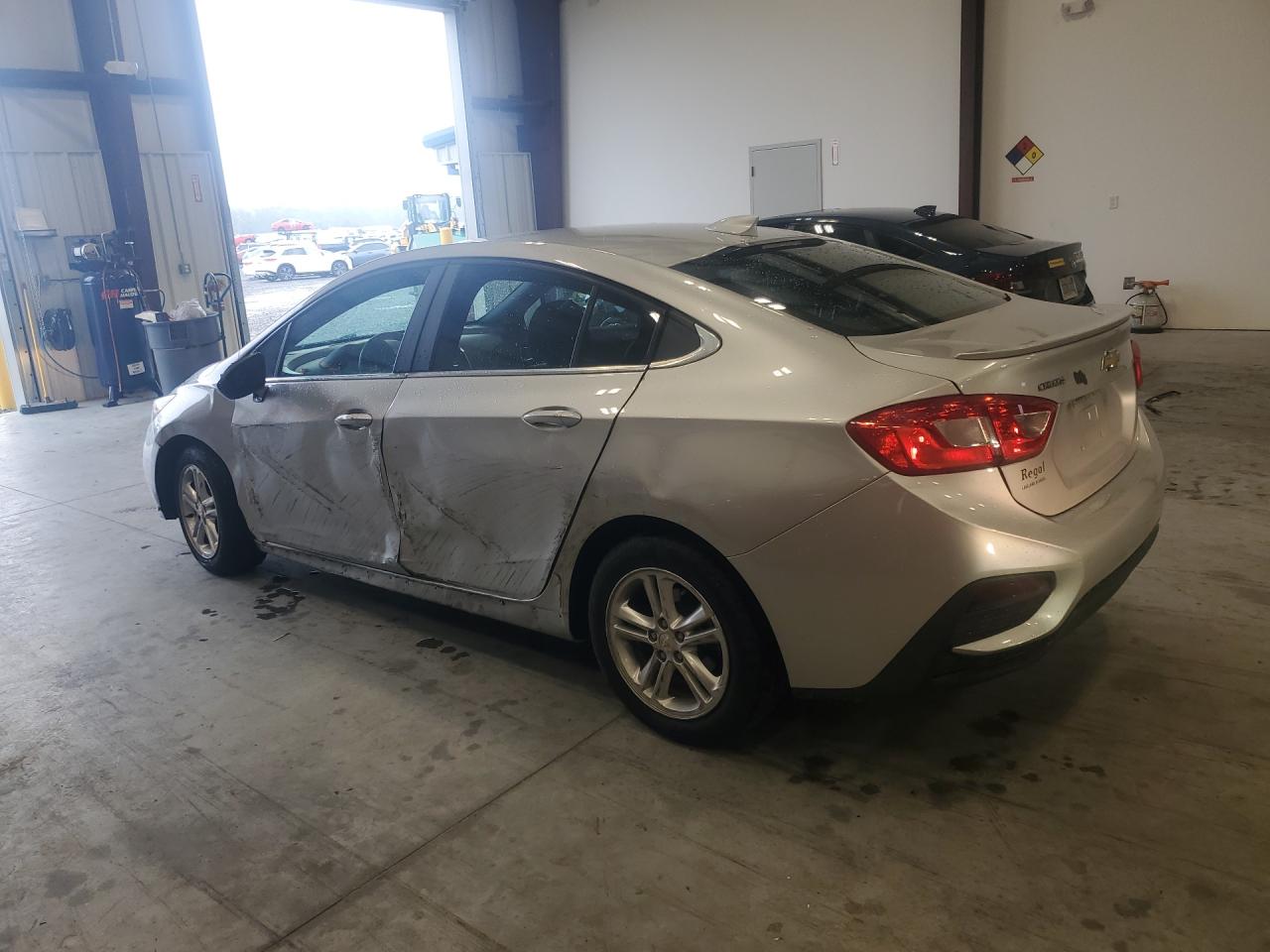 2017 CHEVROLET CRUZE LT — снимка 2