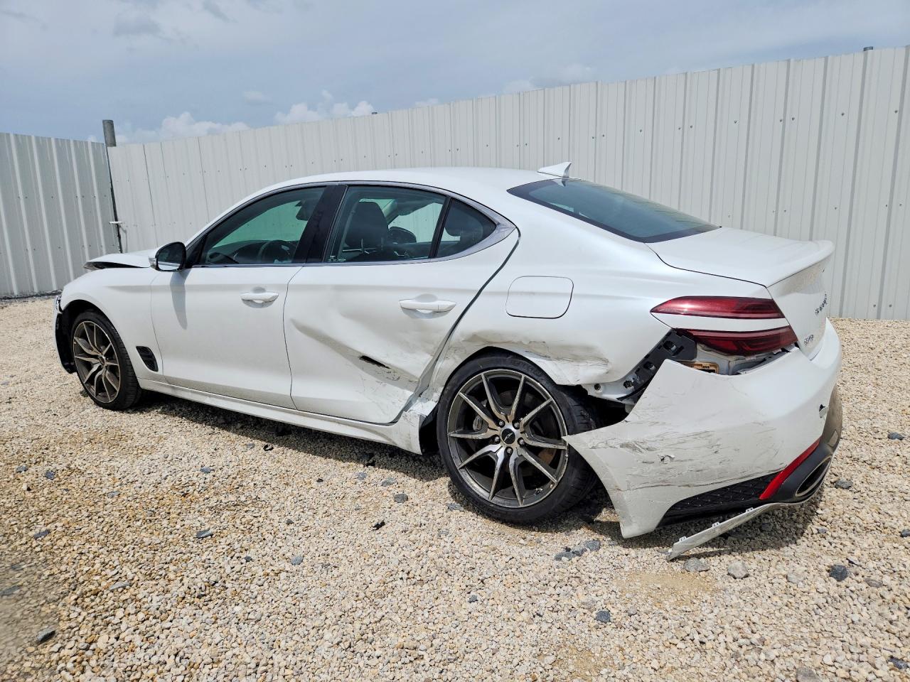 2026 GENESIS G70 2.5T STANDARD — снимка 2