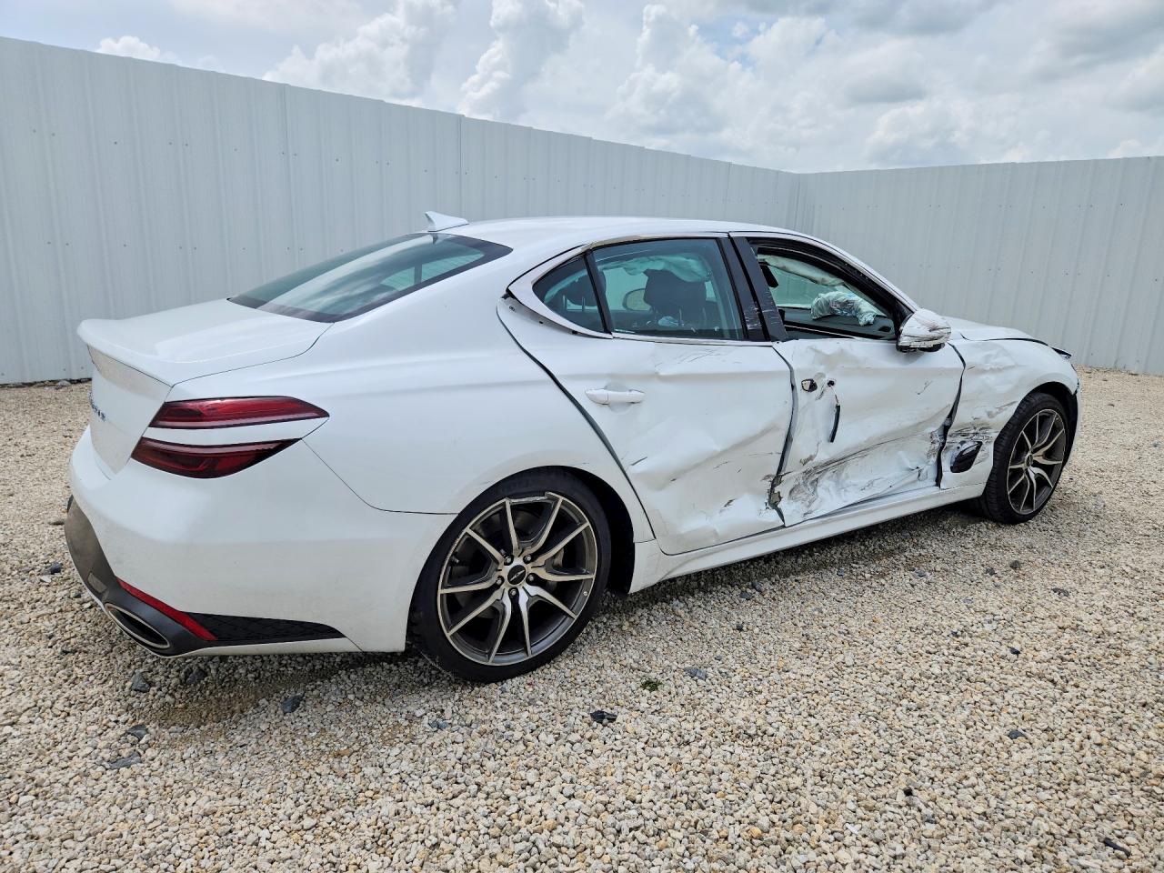 2026 GENESIS G70 2.5T STANDARD — снимка 3