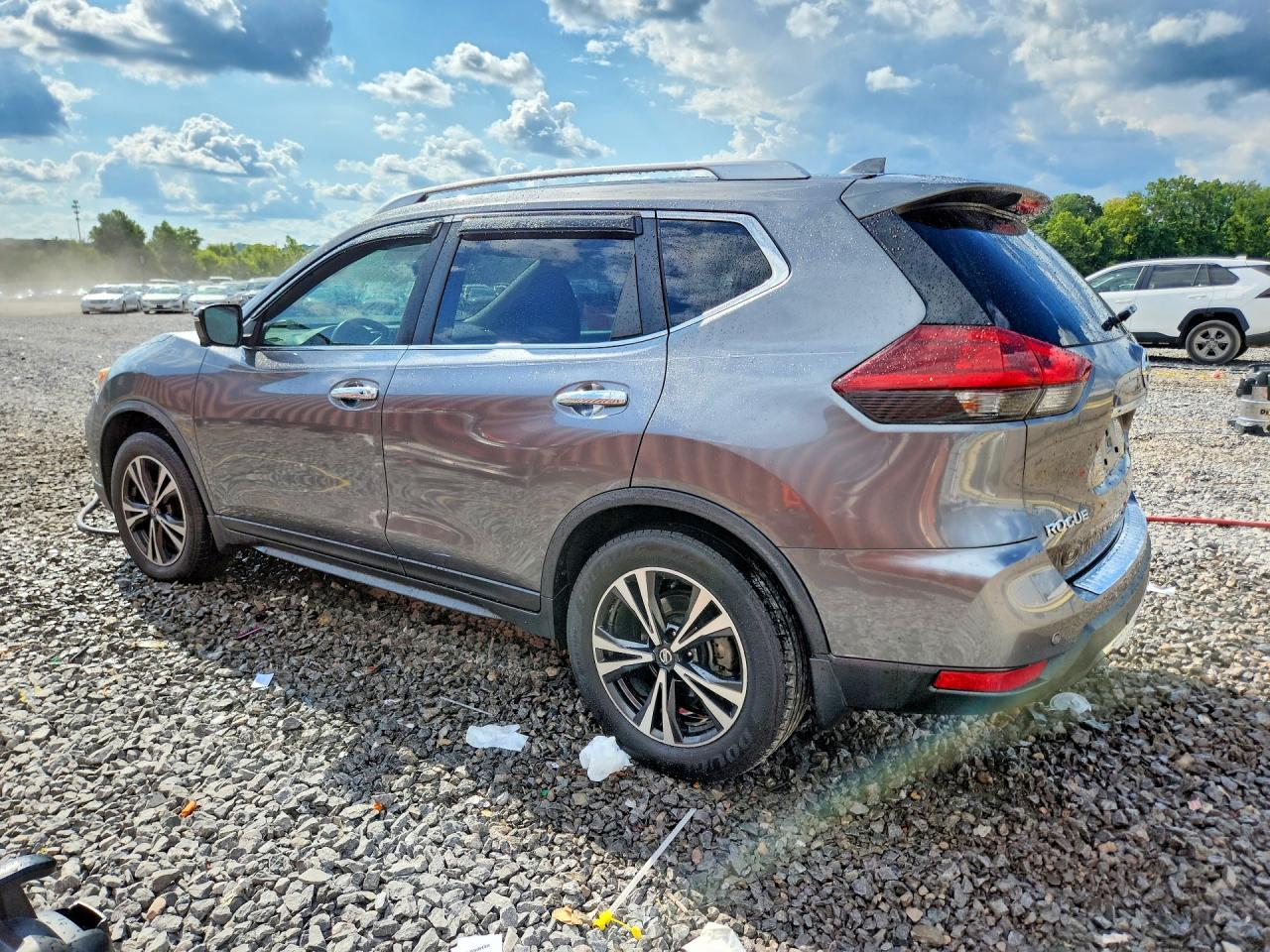 2020 NISSAN ROGUE SV — снимка 2