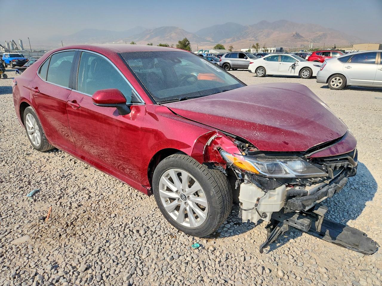 2019 TOYOTA CAMRY LE — снимка 4