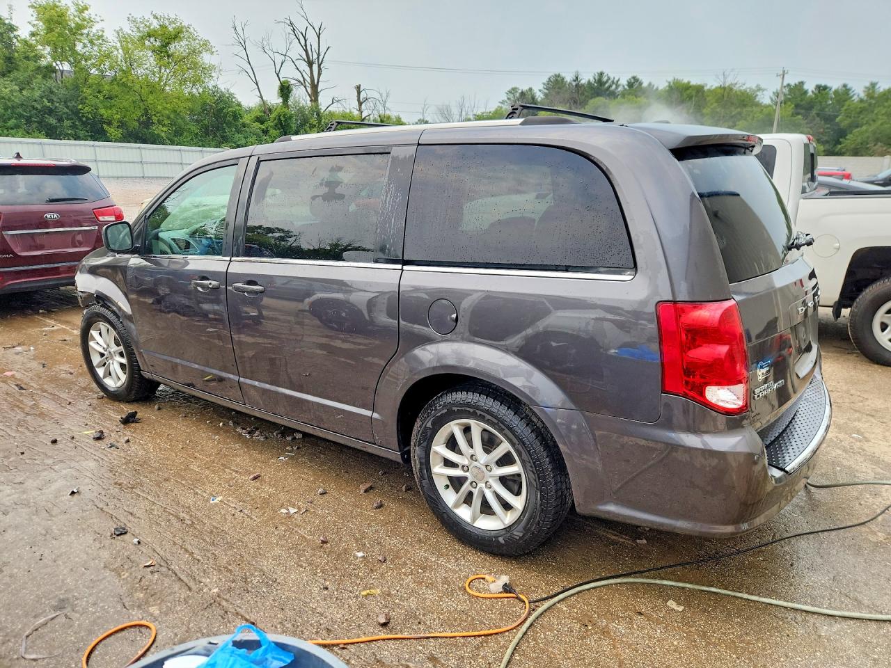 2020 DODGE GRAND CARAVAN SXT — снимка 2