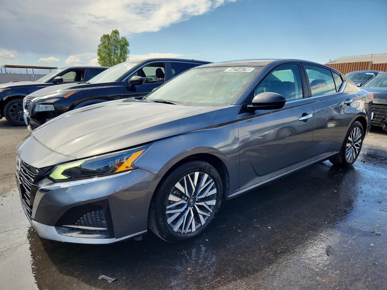2025 NISSAN ALTIMA SV