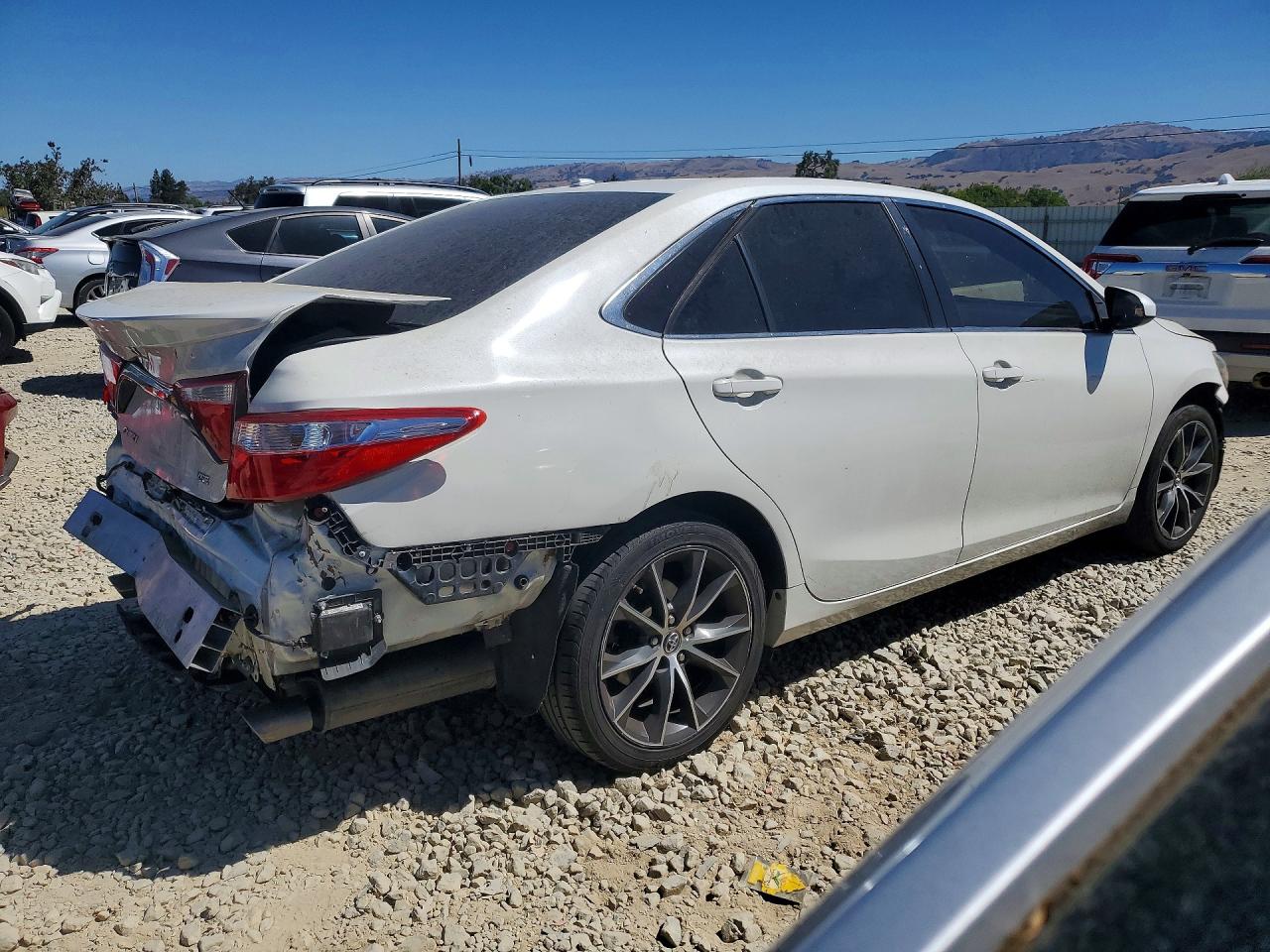 2016 TOYOTA CAMRY XSE V6 — снимка 3