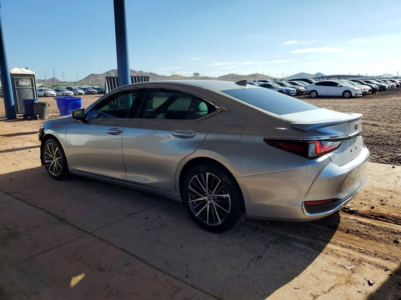 2025 LEXUS ES 300H BASE — снимка 2