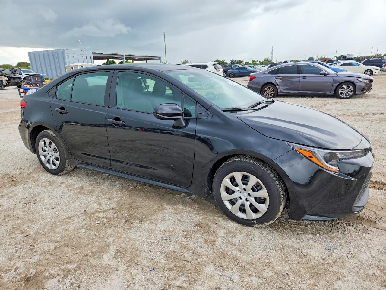 2026 TOYOTA COROLLA LE — снимка 4