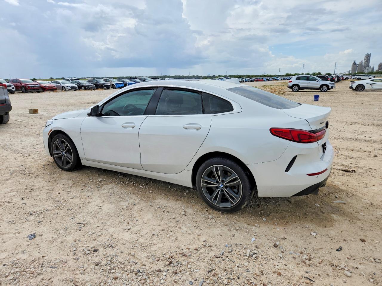 2023 BMW 228XI — снимка 2