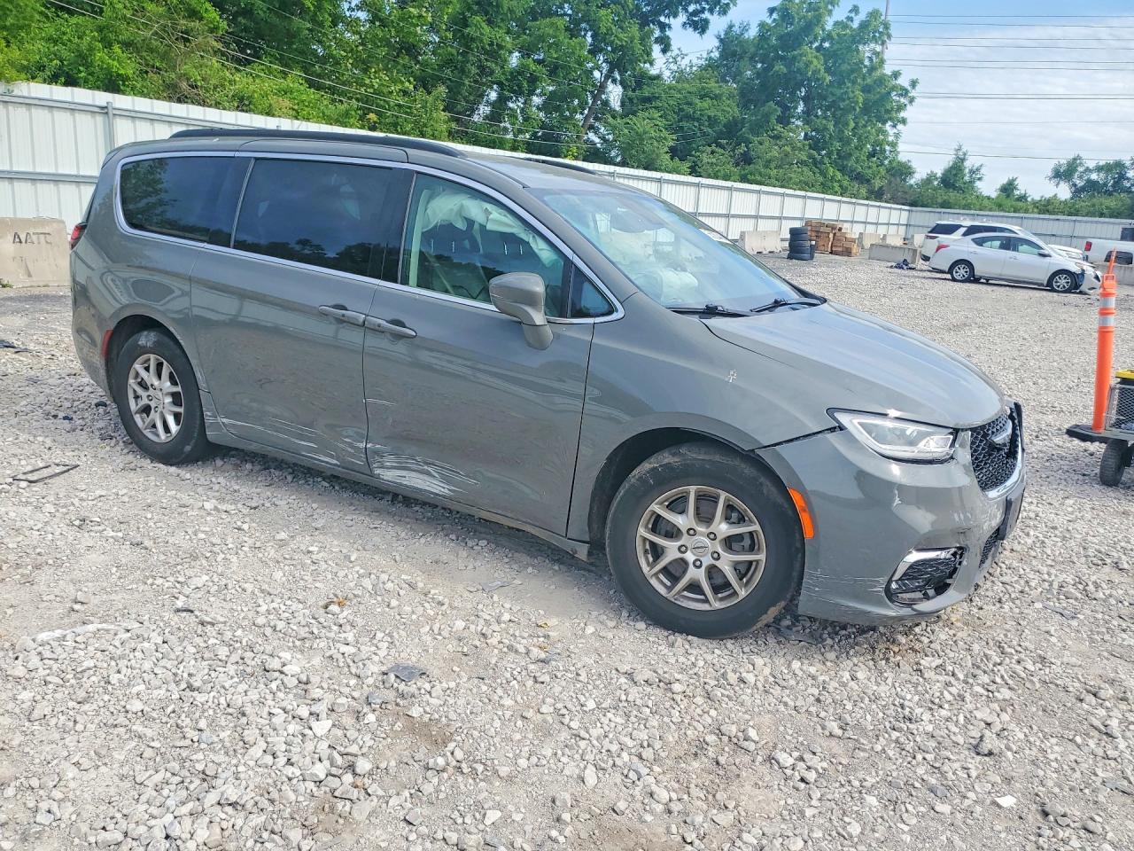 2022 CHRYSLER PACIFICA TOURING L — снимка 4