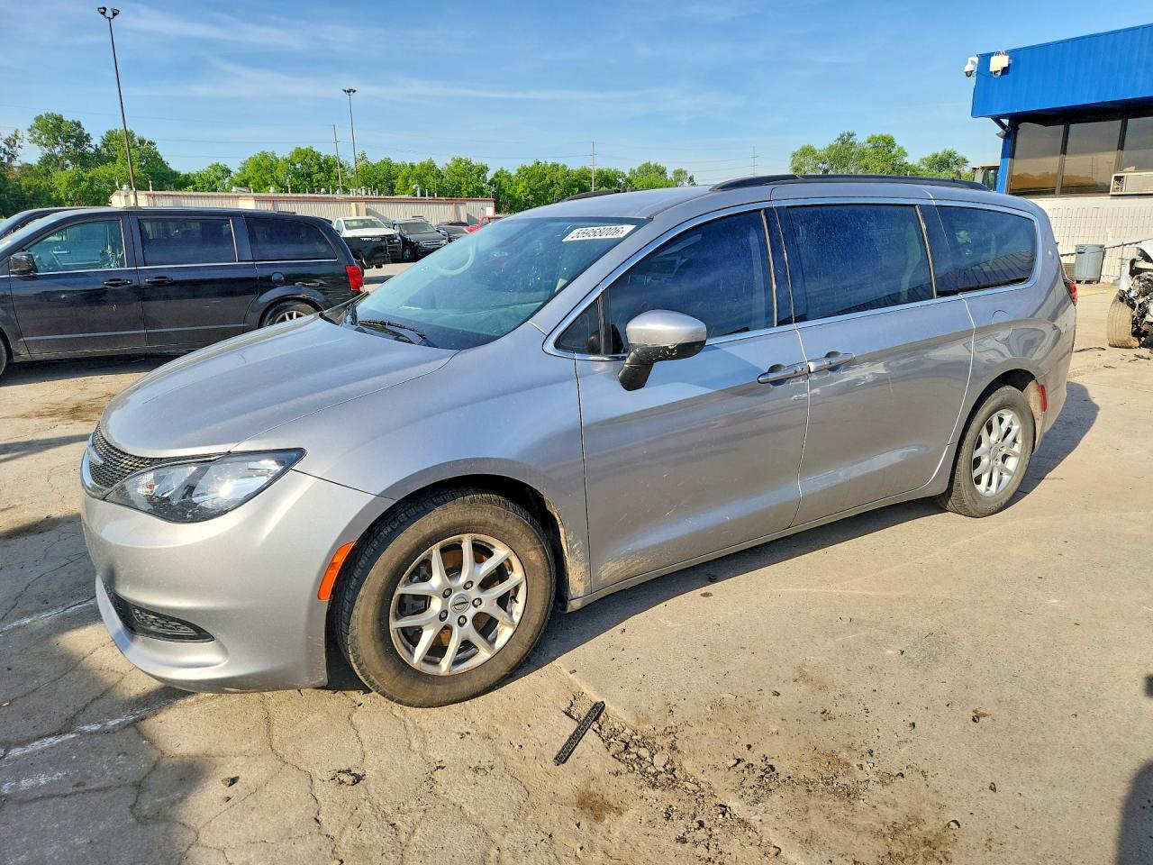 2021 CHRYSLER VOYAGER LXI