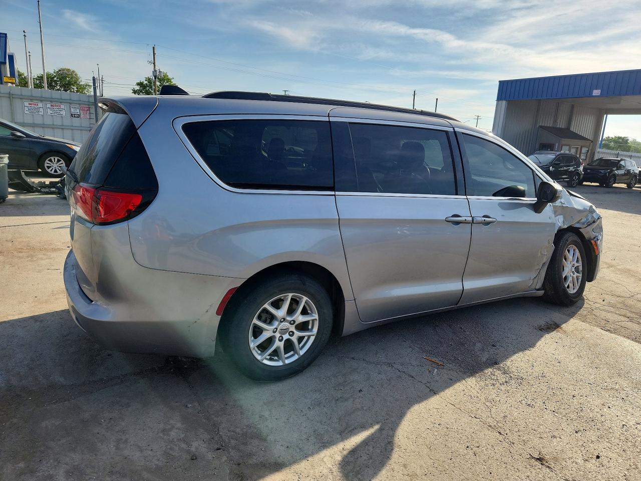 2021 CHRYSLER VOYAGER LXI — снимка 3