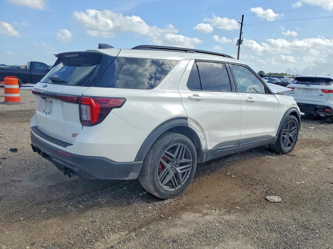 2025 FORD EXPLORER ST — снимка 3