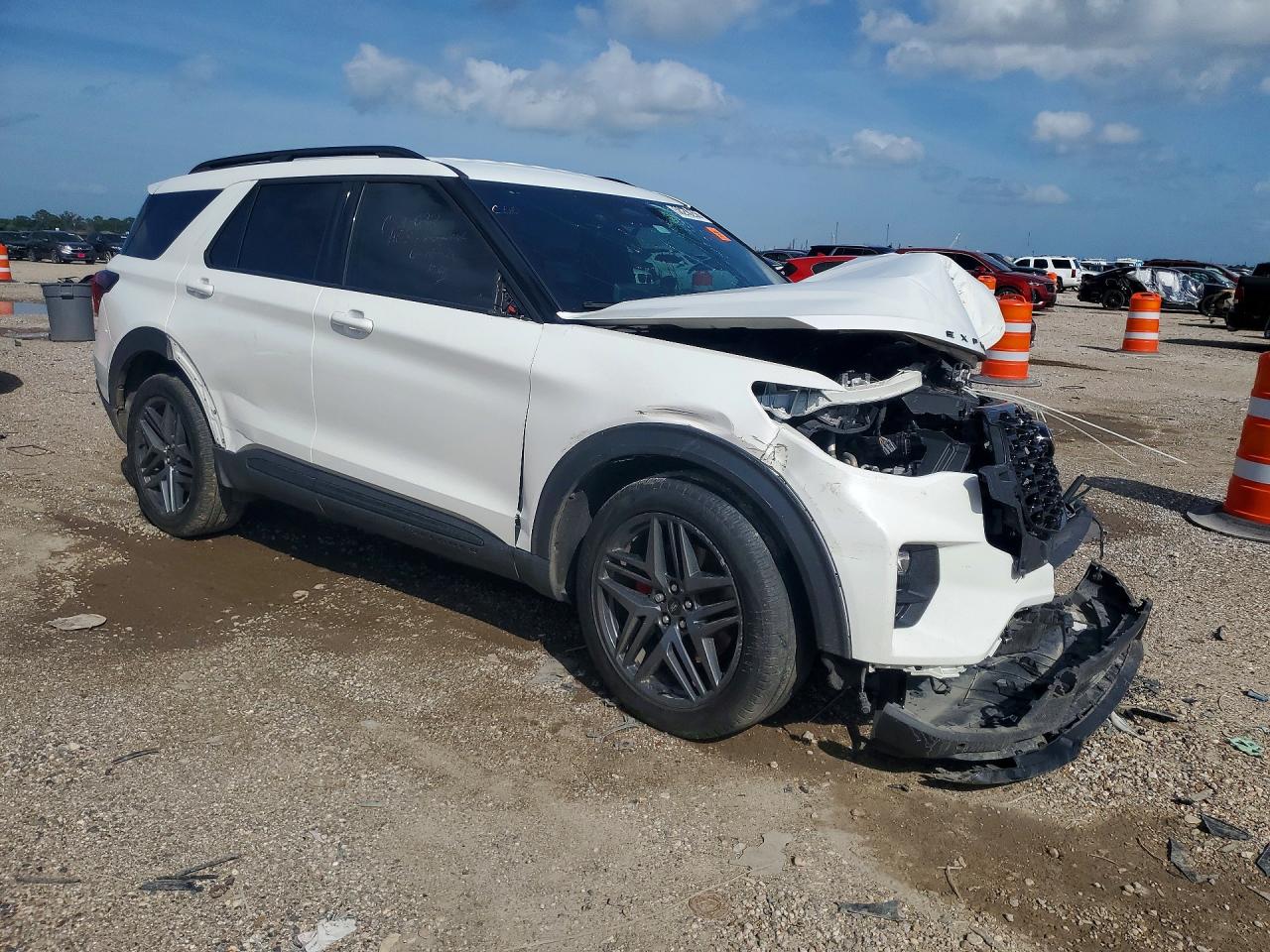 2025 FORD EXPLORER ST — снимка 4
