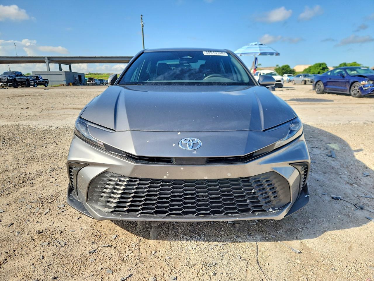 2025 TOYOTA CAMRY SE — снимка 5