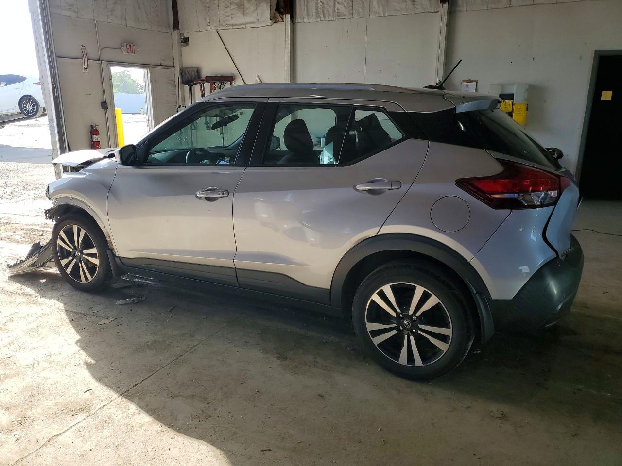 2019 NISSAN KICKS SV — снимка 2