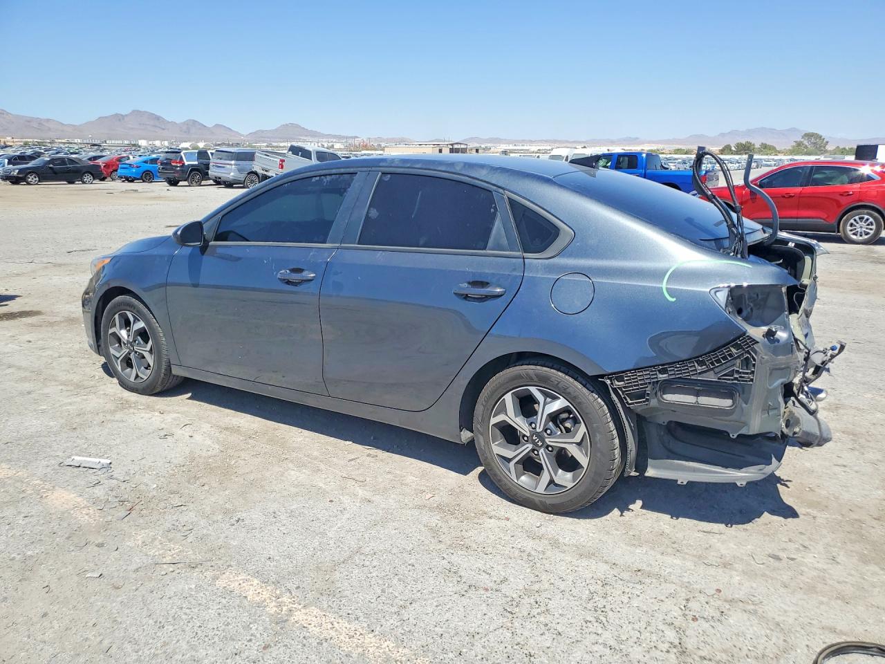 2021 KIA FORTE LXS — снимка 2