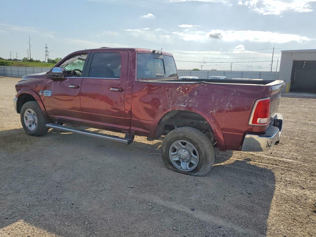 2017 RAM 2500 LONGHORN — снимка 2