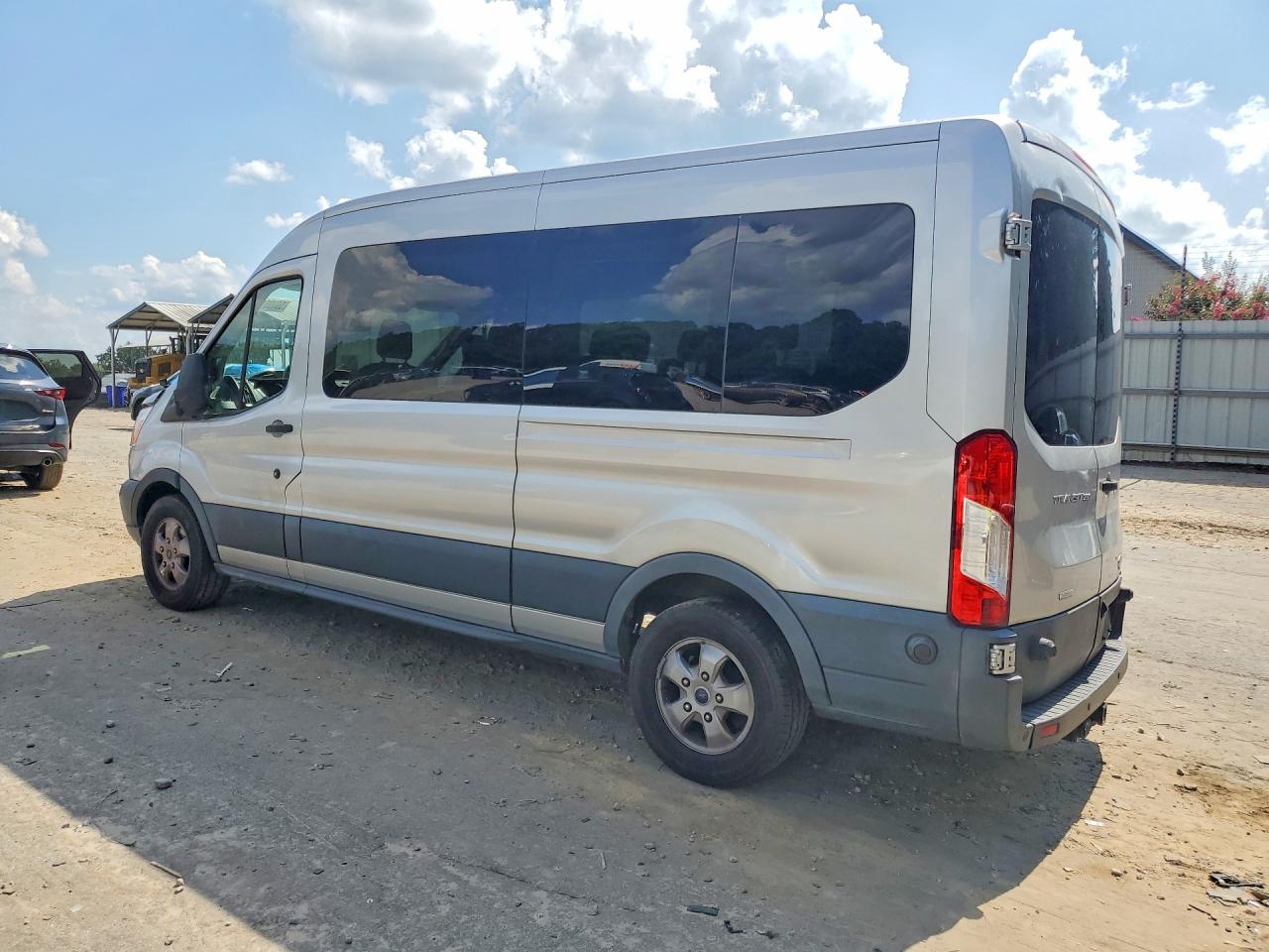 2017 FORD TRANSIT T-350 — снимка 2