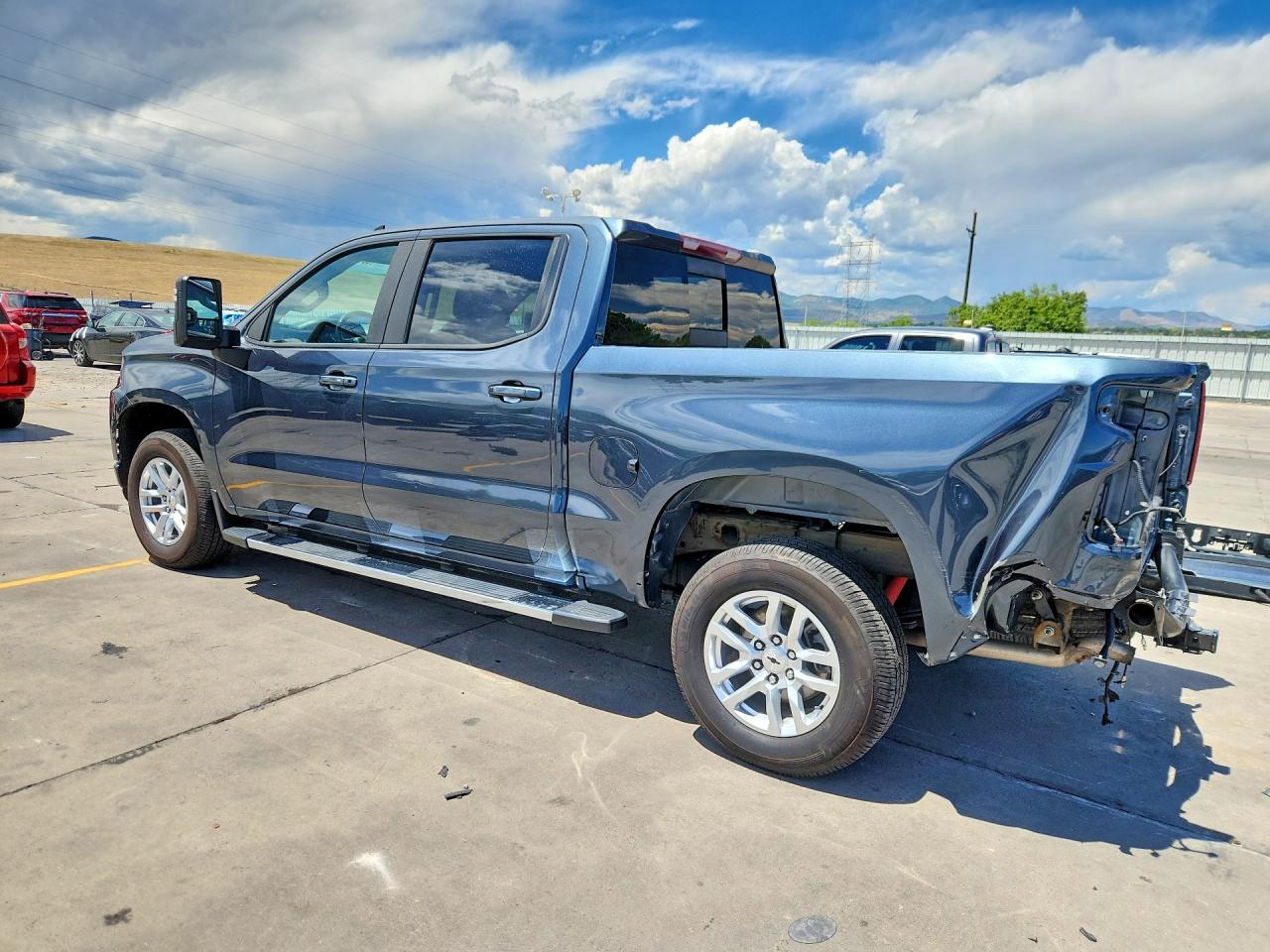 2020 CHEVROLET SILVERADO K1500 RST — снимка 2