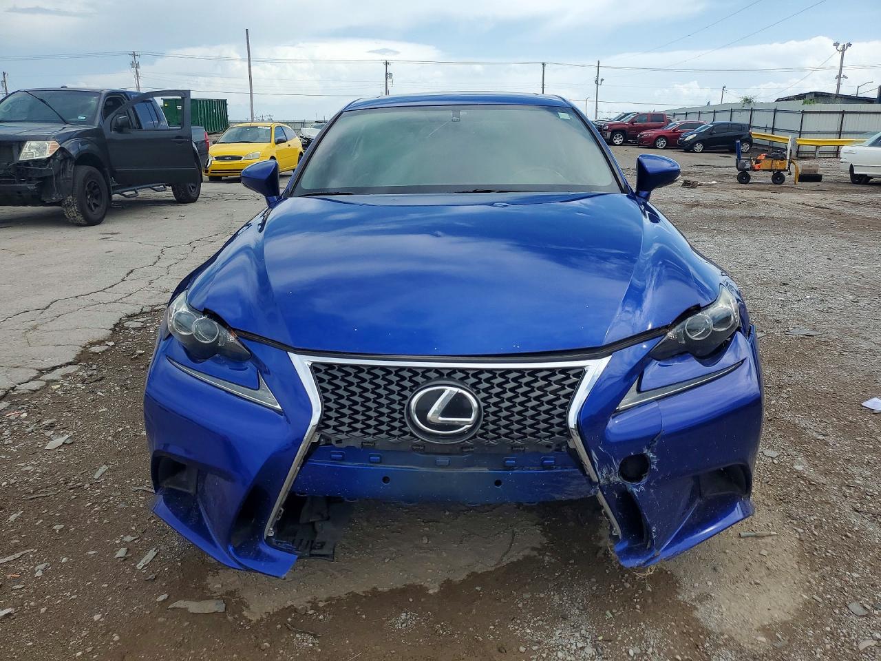 2016 LEXUS IS 200T — снимка 5