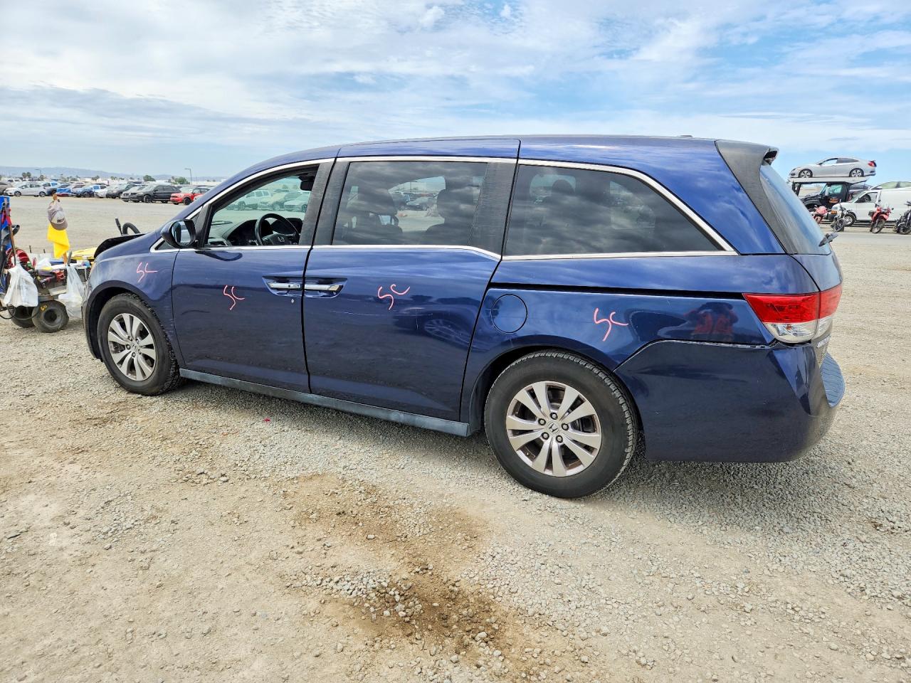 2015 HONDA ODYSSEY EXL — снимка 2