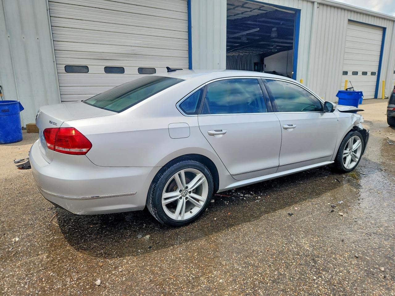 2015 VOLKSWAGEN PASSAT SEL — снимка 3