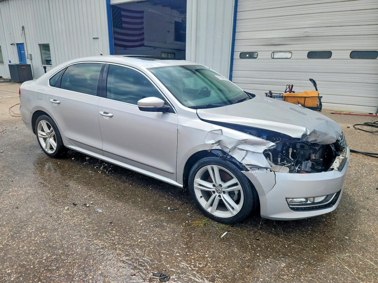 2015 VOLKSWAGEN PASSAT SEL — снимка 4