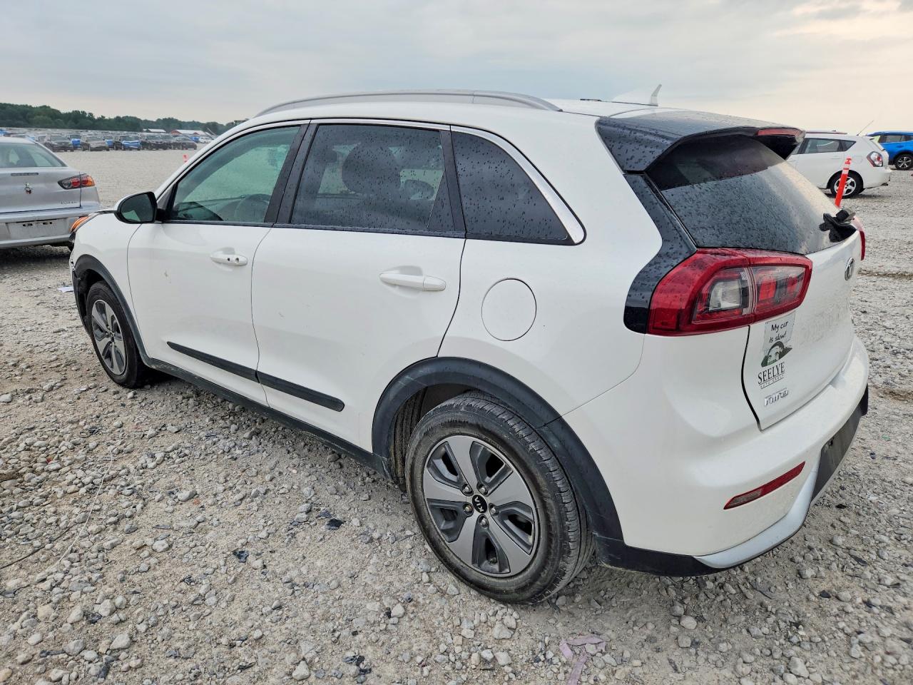 2019 KIA NIRO LX — снимка 2