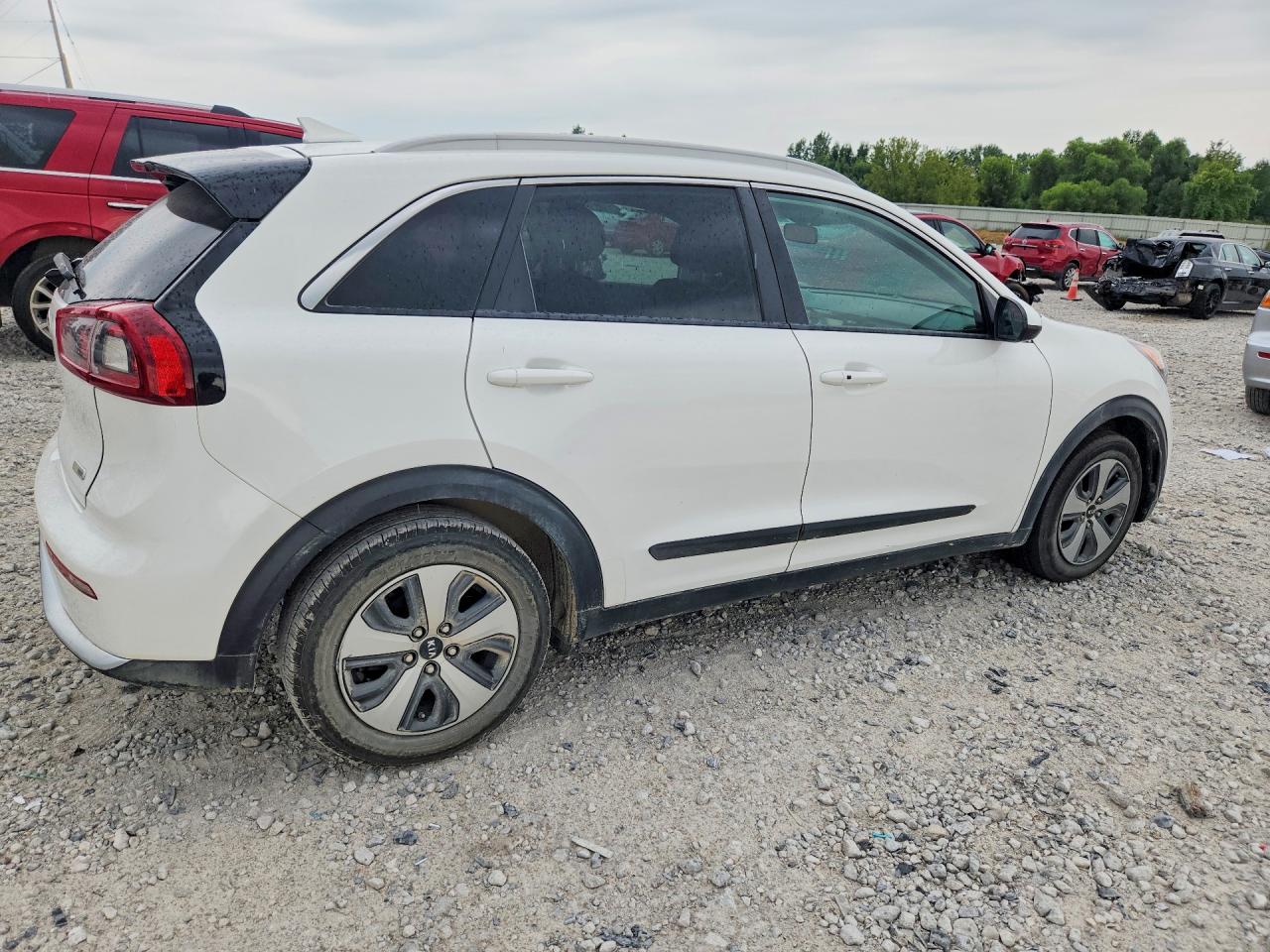 2019 KIA NIRO LX — снимка 3